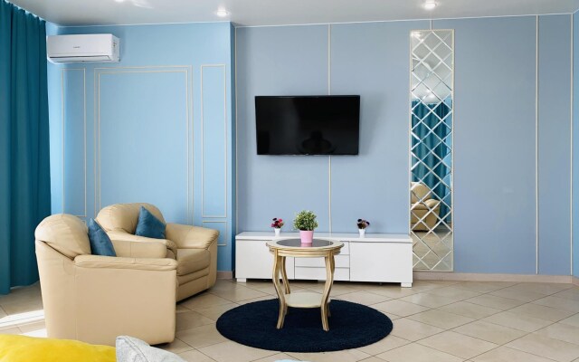 InnHome Apartments (ИннХоум) на улице Братьев Кашириных 34