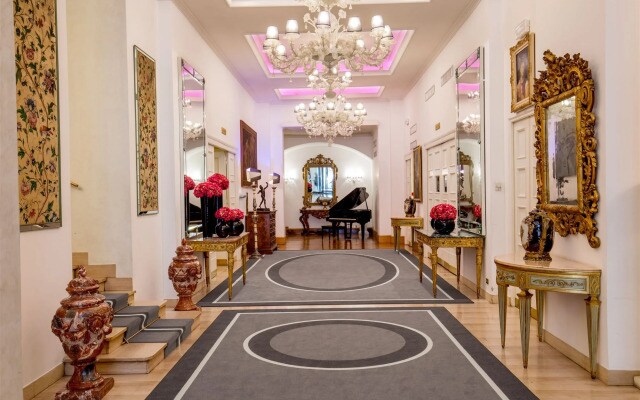 Savoy Hotel