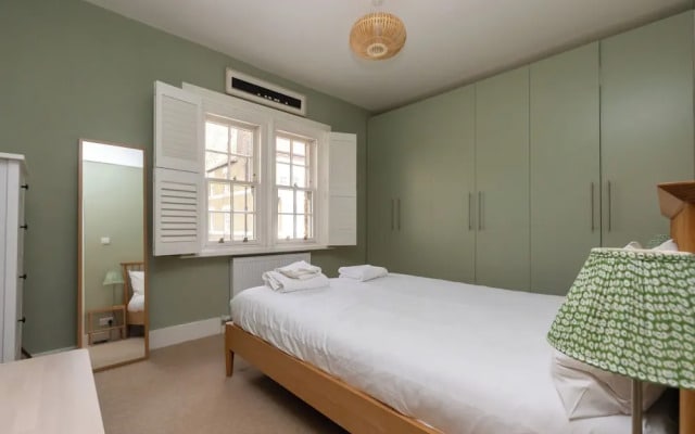 Beautiful & Cosy 2BD House - Southwark