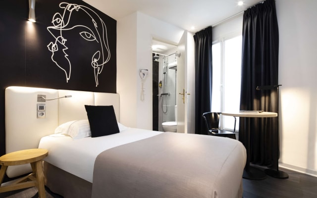 Hotel Montparnasse St Germain
