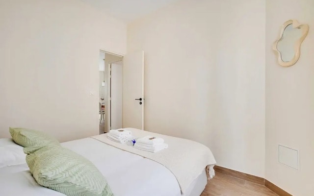 Charming Apartment - 2br/6p - Paris Center