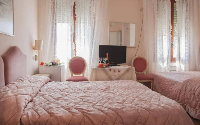 Hotel Villa Serena