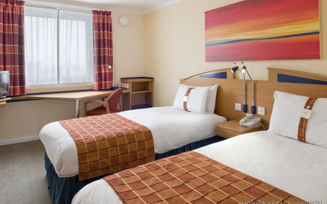 Holiday Inn Express East Midlands Airport by IHG