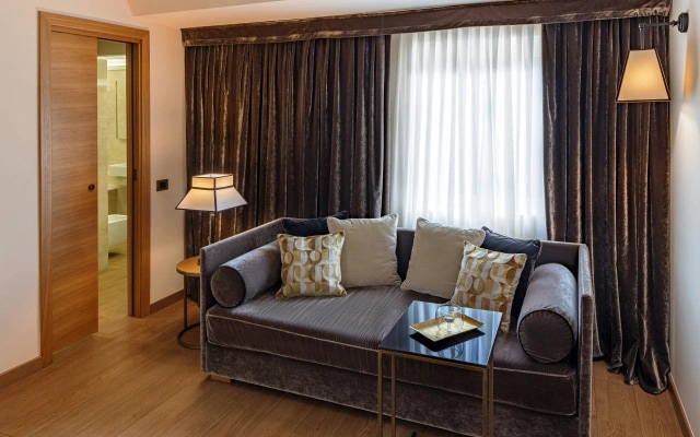 Отель Starhotels Metropole