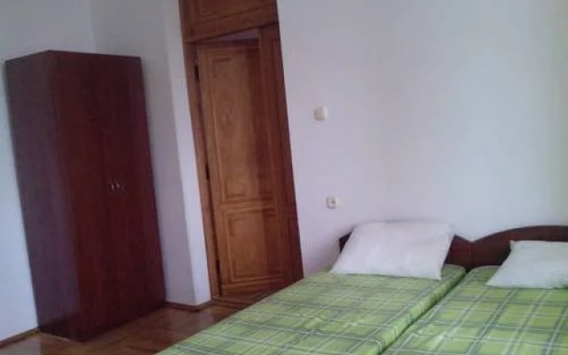Guest House On Beregovaya 64