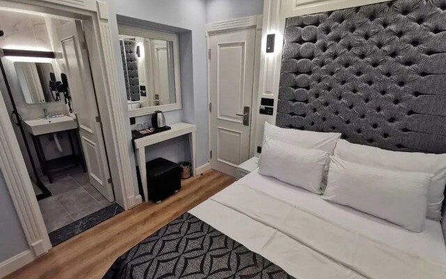 Luxx Garden Hotel