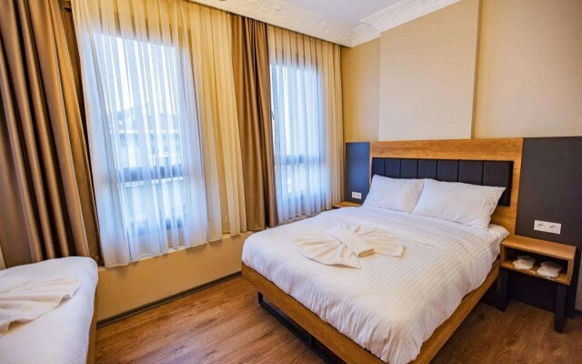 Grand Balyan Hotel & Restaurant