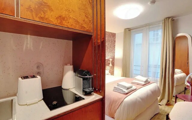 Intimate Studio - 2P - Republique