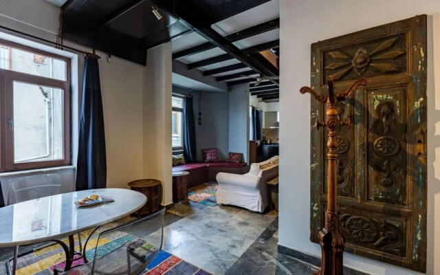 Dreamy Duplex Flat With Terrace Near Galata Tower