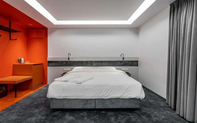 ESE Hotel