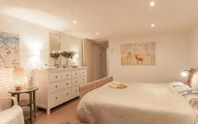 B&B with garden in Amsterdam