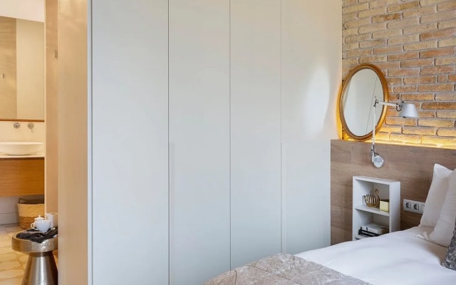 The Avenue 2BR Luxury Unit in Diagonal Ave