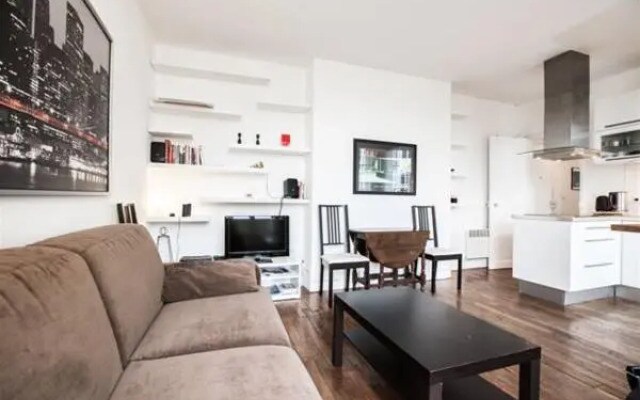 Banquier Halldis Apartment