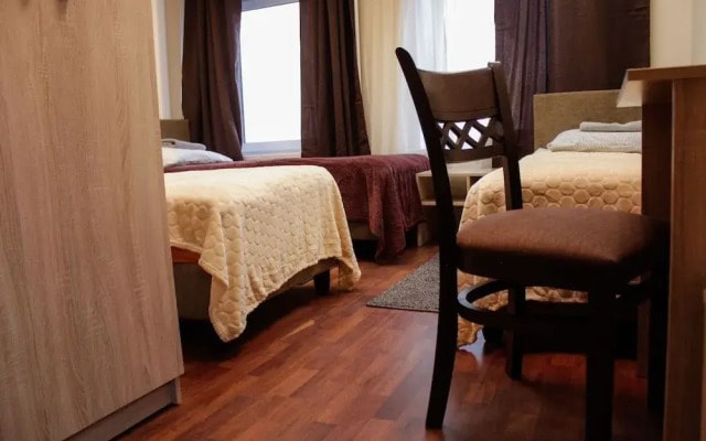 Landmark Guest House (ex. Landmark Hostel Arbat)
