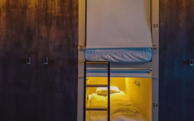 Botanist Hostel