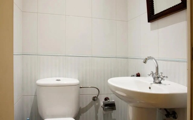 Gran Via - Three Bedroom Apartment