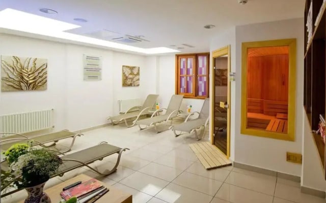 GLK Premier The Home Suites (ex Best Western)