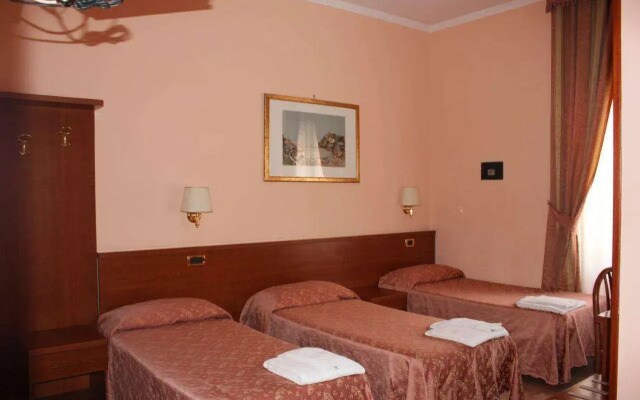 Alex City Inn III