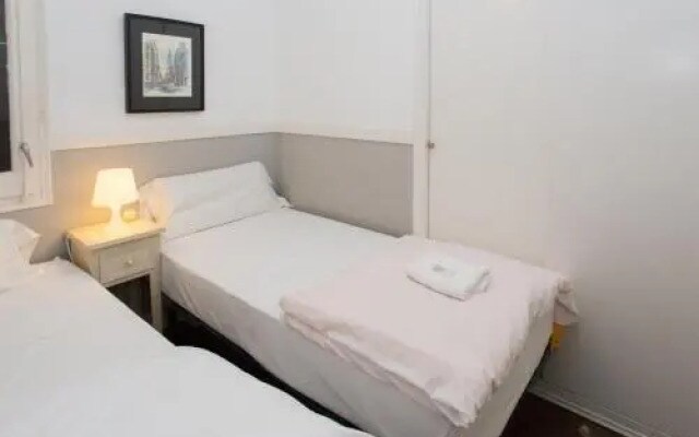 Letsgo Camp Nou Apartment