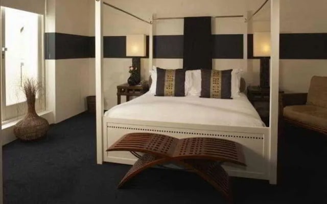 The Hempel Hotel