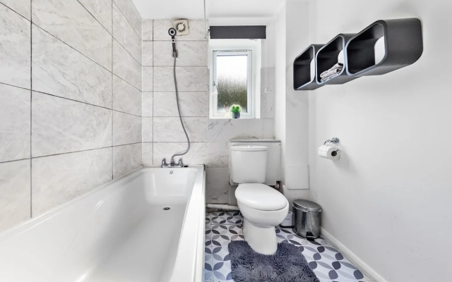 Stunning 1 Bedroom Apartment in Dagenham