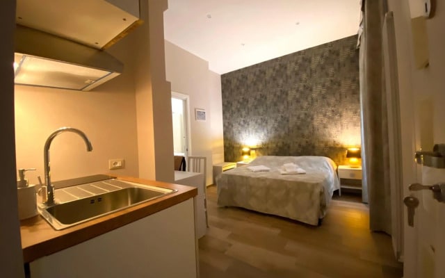 Hotelier 51