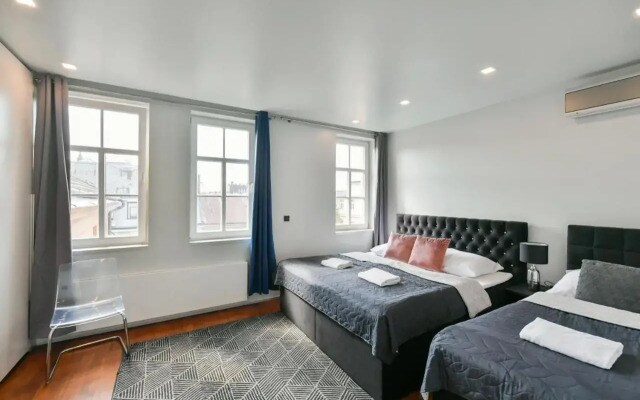 Comfort Central Apartment, 4Bdrm, 2Bthrm