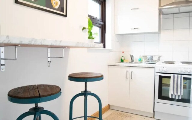Stylish Studio Flat in West Kensington