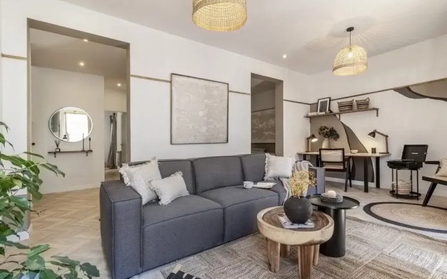Eriste - 2 Bedrooms in Malasa a