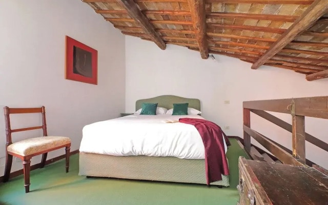 Leonina Terrace