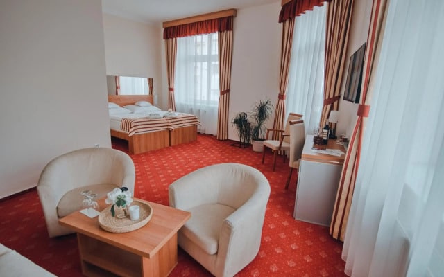 Hotel Grand