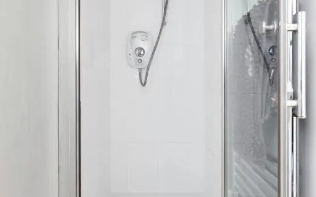 Studio, Private, independant Entrance, Central, Battersea Park
