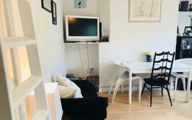 Shadwell 2 Bedroom Flat