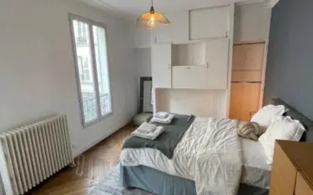 Canal St Martin Studio (333)