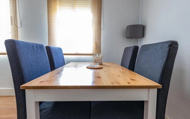 CERVANTES Apartment 19 2BR 1BT