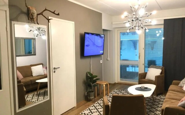 StarHomes Studio Lux 10
