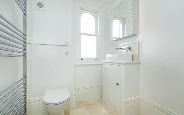 Top Floor Flat - Mimosa Street