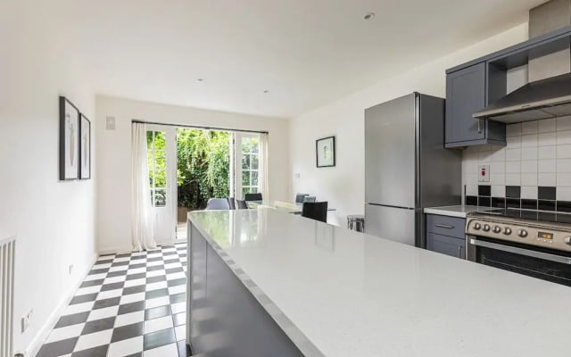 Lovely 3-bed House in Brixton Near Clapham Common