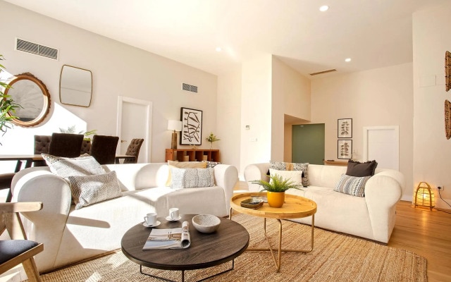 Exclusive 3BD apartment near Cathedral. San Agustin VI