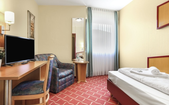 XZLLENZ light Hotel