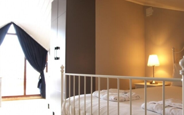 Golden Horn Suite