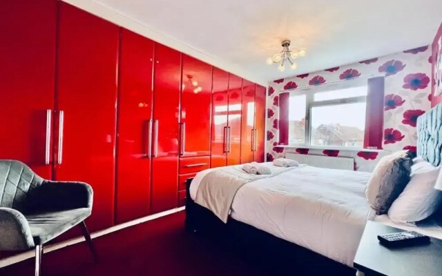 13 Guests - Free Parking - Manchester House