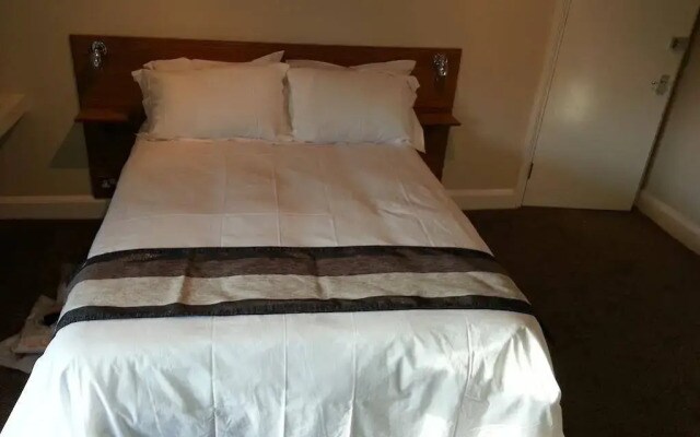The Hadley Hotel