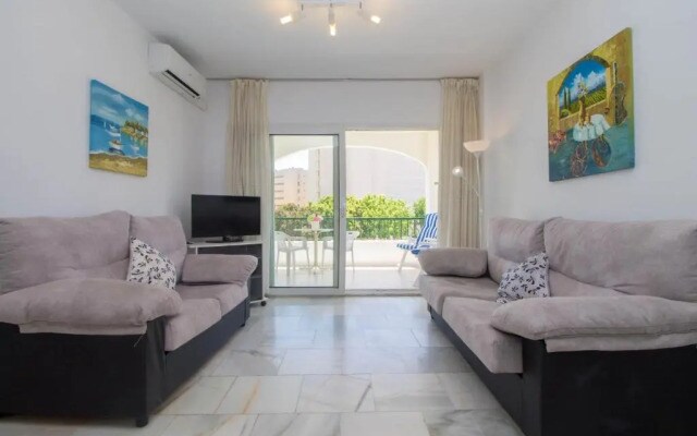 Erisa 25 by IVI Real Estate