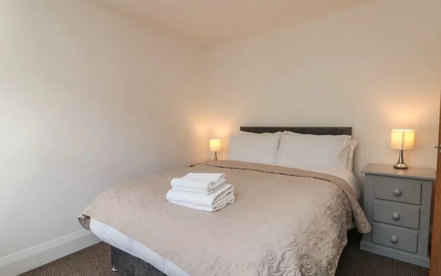 Flat 8