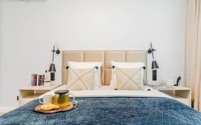 Lumina 4-room apart near Pałac Kultury