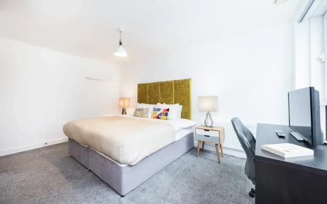 Ross Corner Executive 3 Bed Apartment