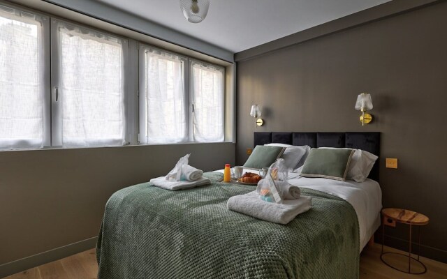 Sublime AC Apartment Eiffel Tower Champs de Mars