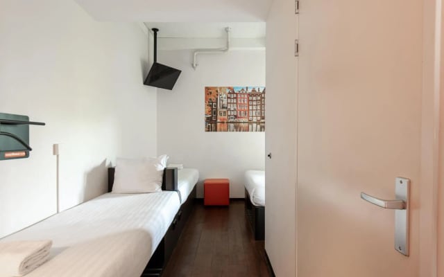 easyHotel Amsterdam City Centre South