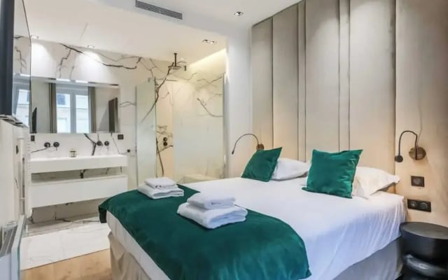 Superb AC Apartment Center of Paris